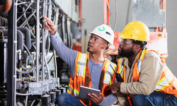 Best Electrical Contractors for Businesses  in Buena Park, CA